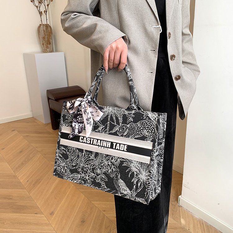กระเป๋าผ้าอ้อมดีไซน์เนอร์วินเท - Vintage Fashion Paris บทวิจารณ์และราคา