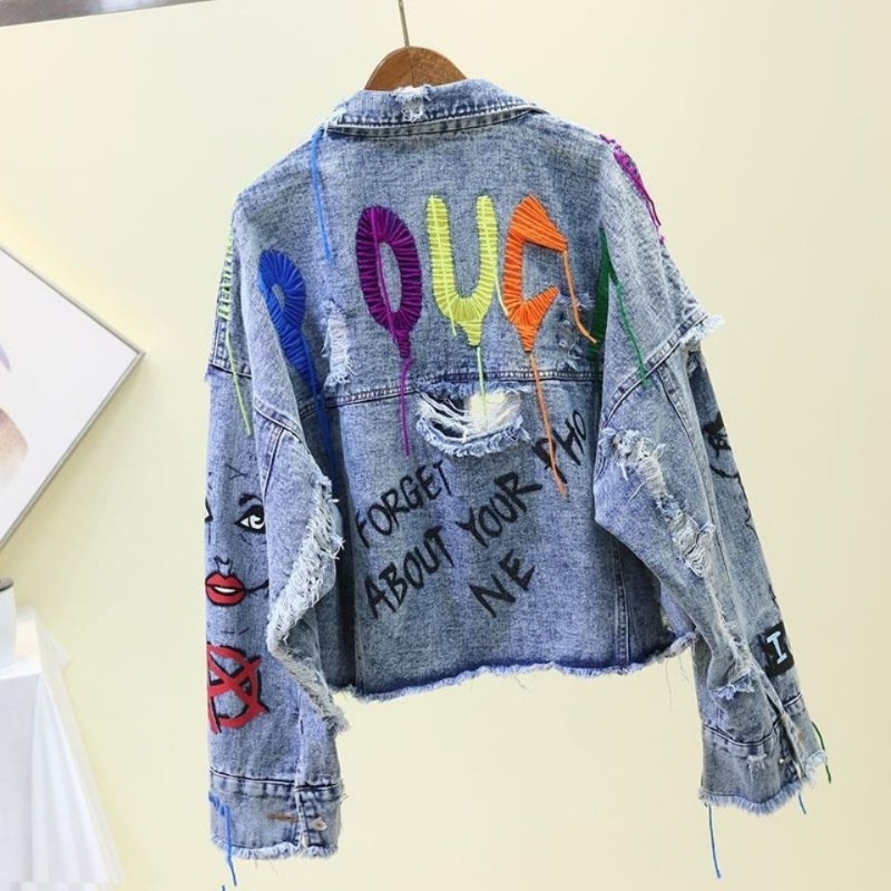 แจ็คเก็ตยีนส์สั้นสไตล์กราฟฟิตี - Patchwork Jean Jacket บทวิจารณ์และราคา