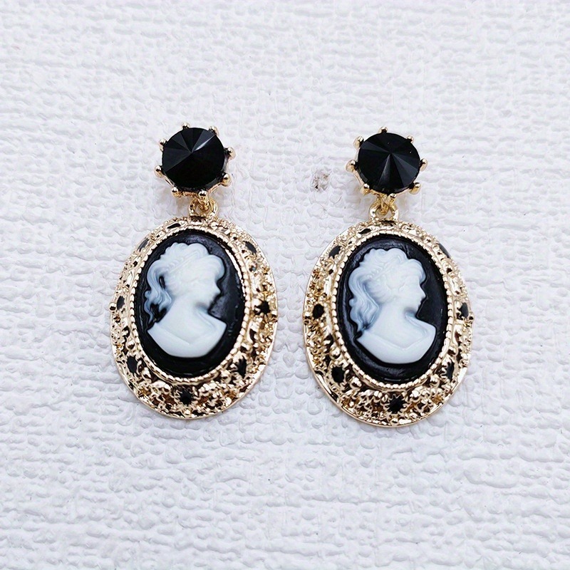 Vintage Lady Queen บรรเทารูปไข - Vintage Fashion Queen บทวิจารณ์และราคา