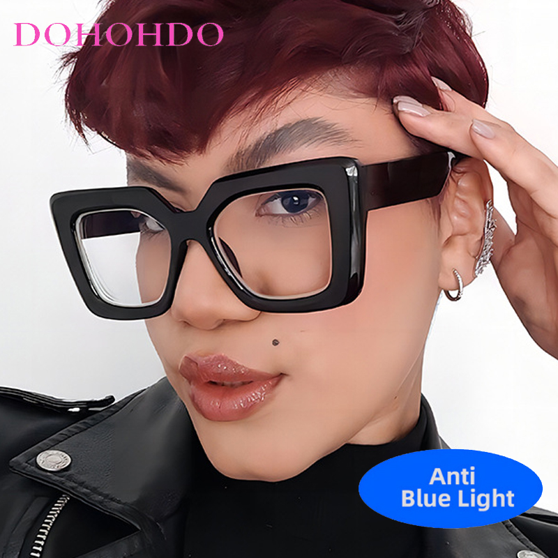 แว่นกรองแสงสีฟ้าทรงสี่เหลี่ยม  - Vintage Fashion Game บทวิจารณ์และราคา